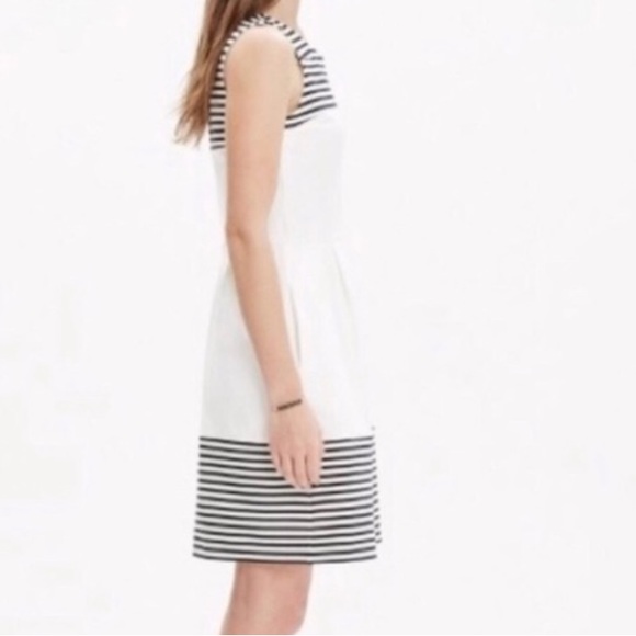 Madewell Striped Verse Dress in Black and White - Picture 3 of 7
